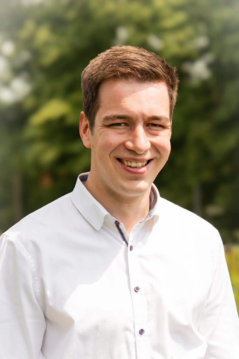 Timon Behr